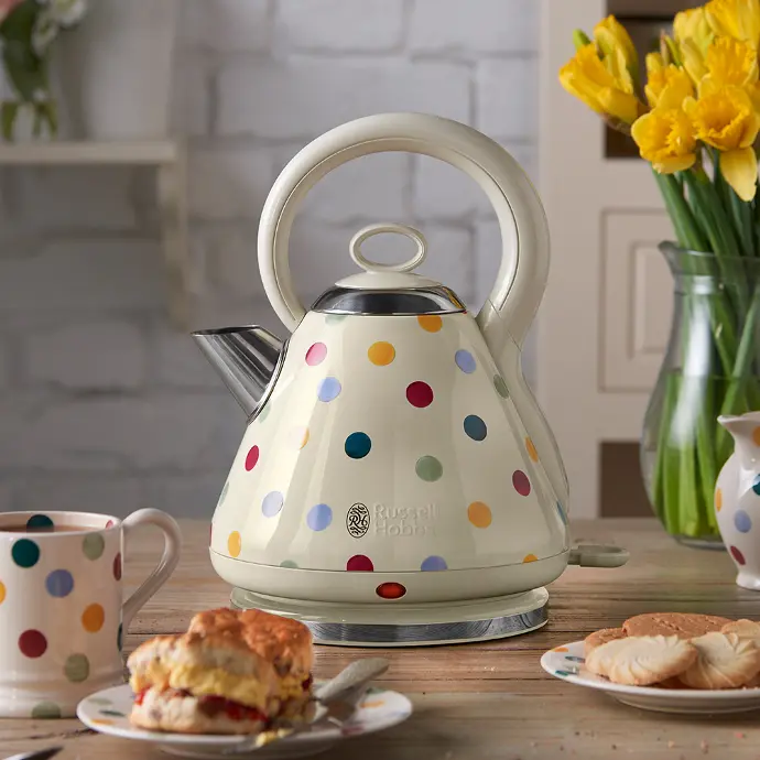 TRICIA electric kettle
